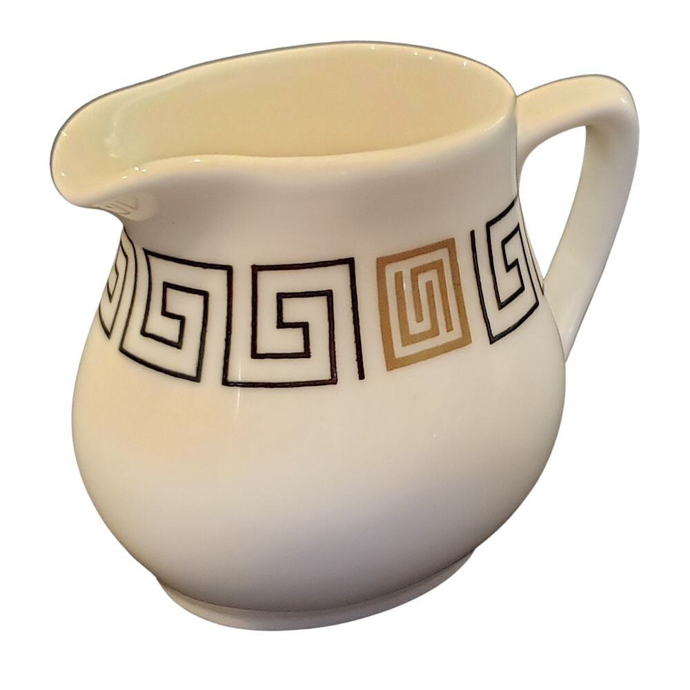 Royal Doulton's Mandarin Hotel Bone China Creamer: Elegance in Every Pour